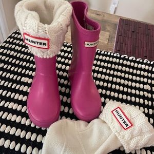 Hunter rain boots Toddler girl 9 with Hunter socks